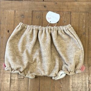 Boutique fuzzy tan pink Pom Pom bloomer shorts nwt 24 months